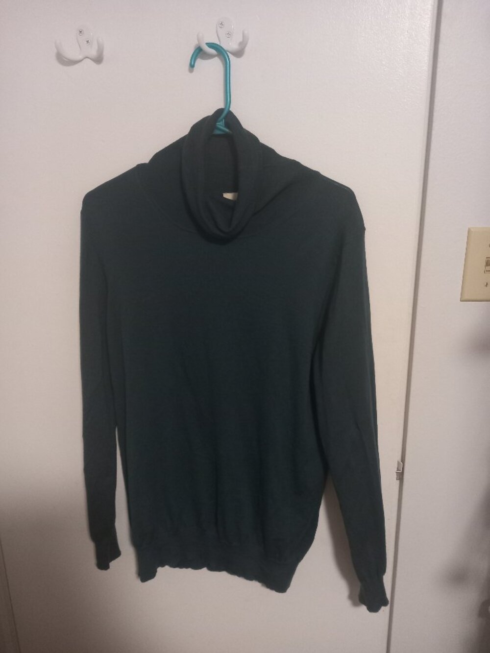 Ca Va En Soie Green Turtleneck